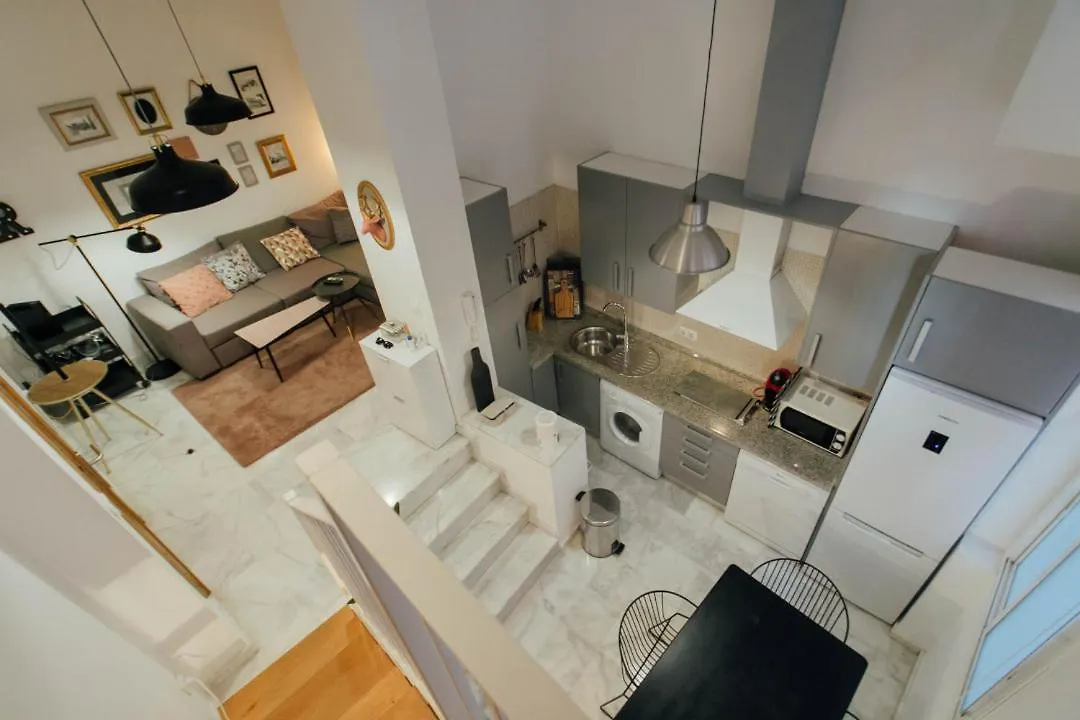 Cozy Apartment Next To The Alameda -2Bdrm 1,5 Bath Seville