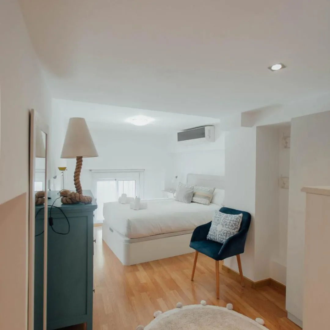 Cozy Apartment Next To The Alameda -2Bdrm 1,5 Bath Sevilla